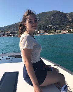 внучка спидовой бабки