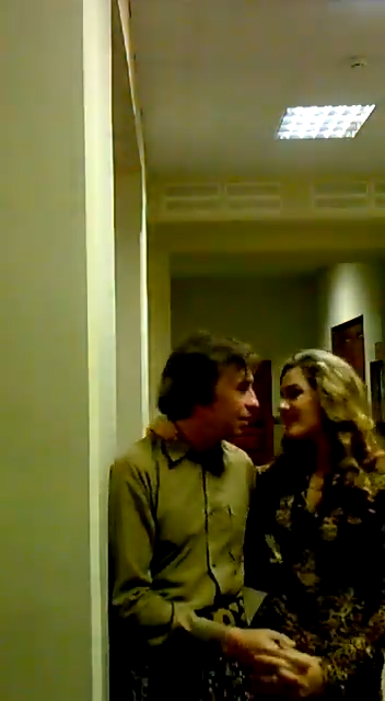 Елена Бобышева пытается соблазнить Владимира Фомина (2010)