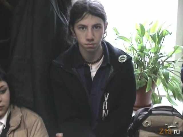 Grim нюхает газ